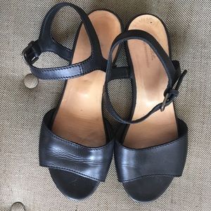 Super cute APC sandals size 8